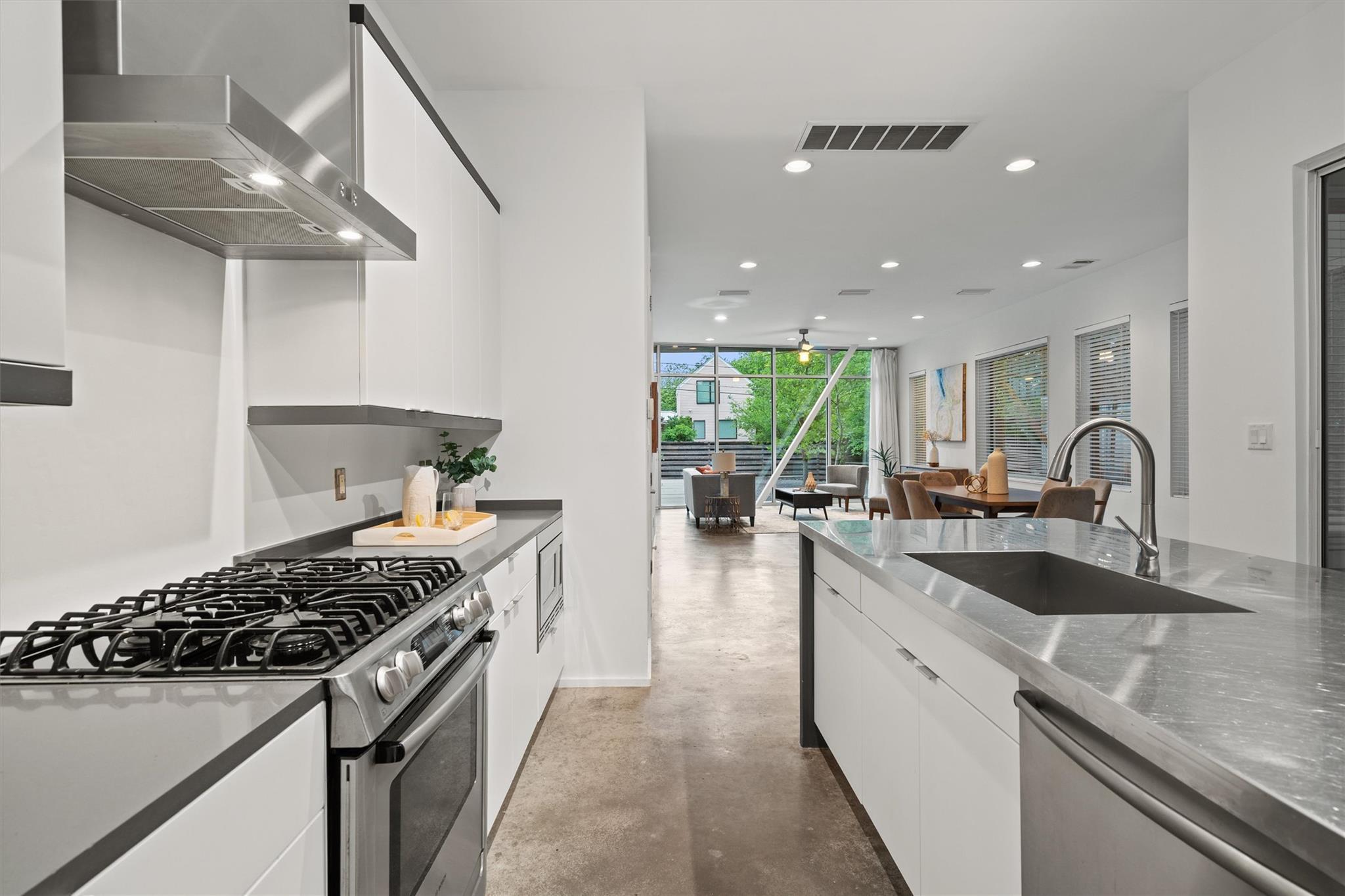 900 Brentwood ST # A