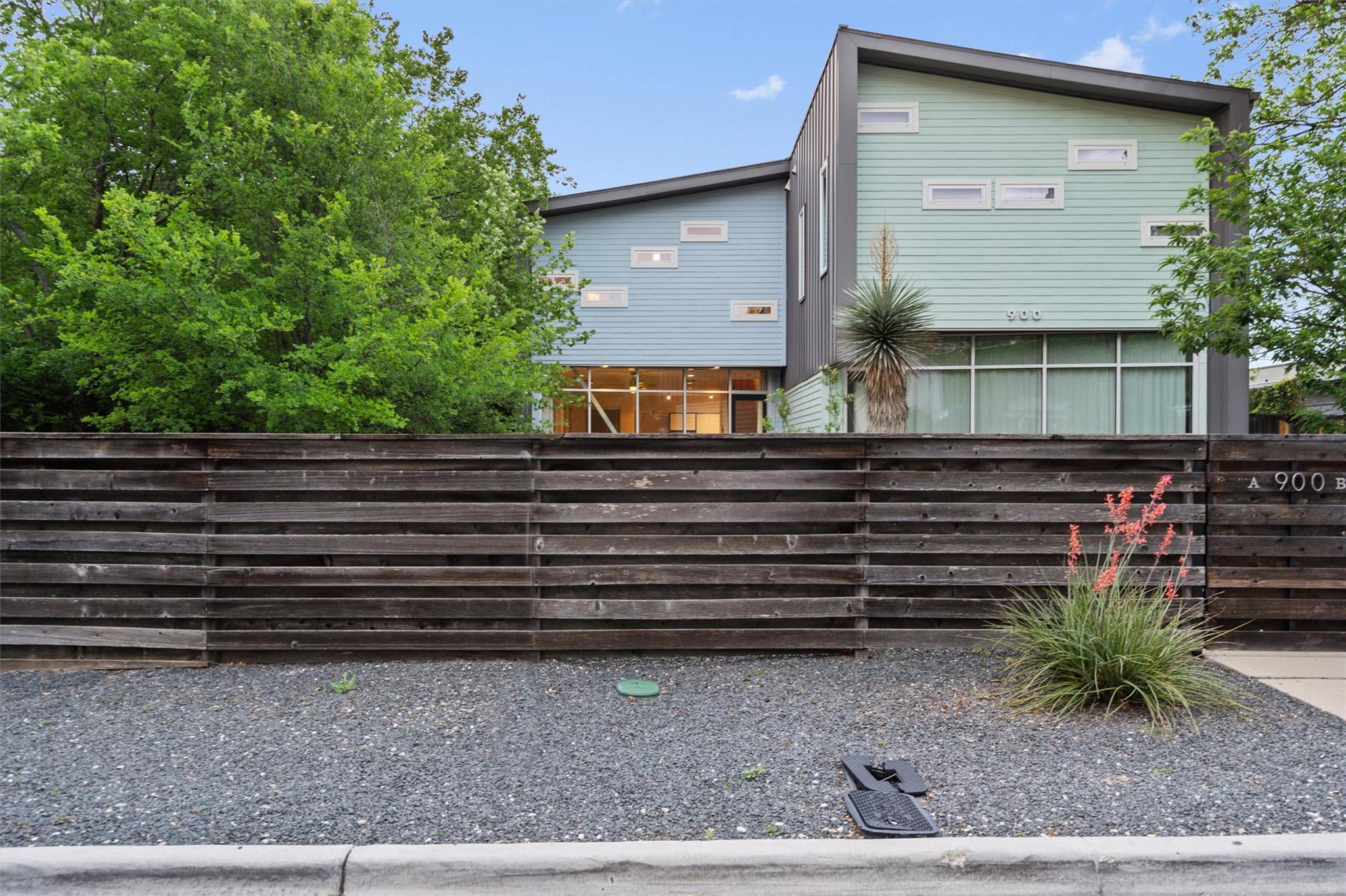 900 Brentwood ST # A