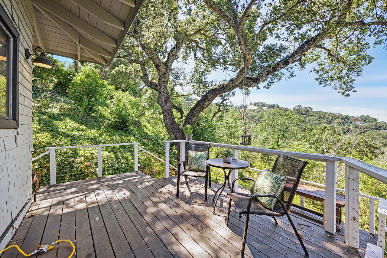 270 Holly Lane