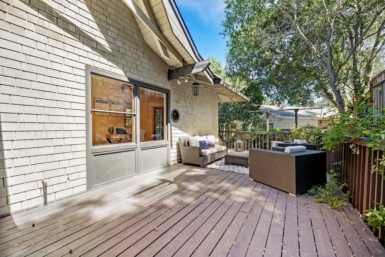 270 Holly Lane
