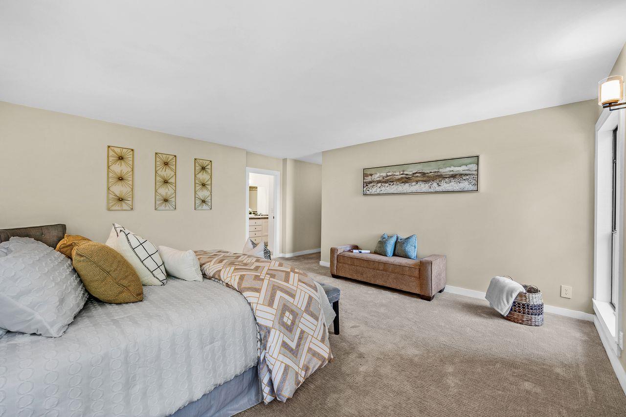270 Holly Lane