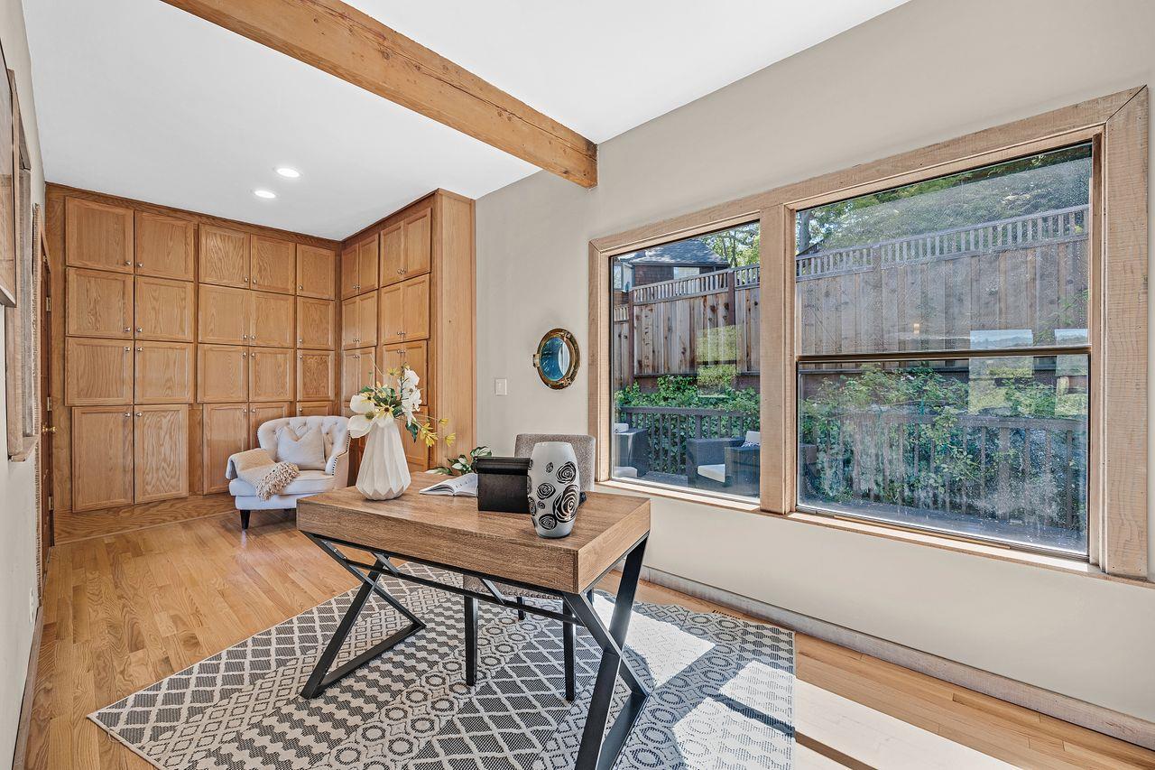 270 Holly Lane