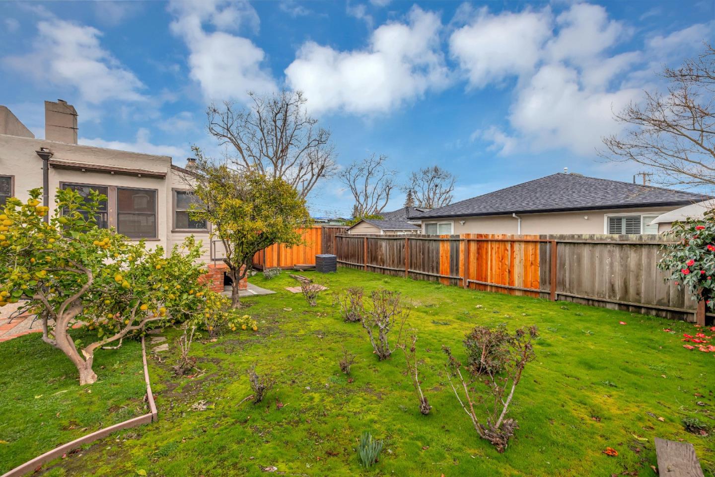 247 Delmar WAY