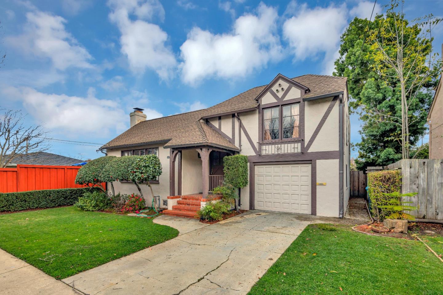 247 Delmar WAY