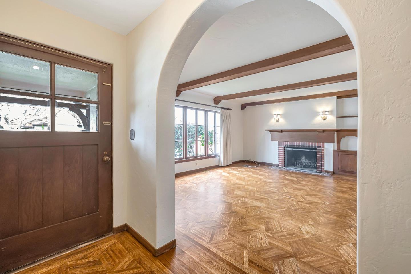 247 Delmar WAY