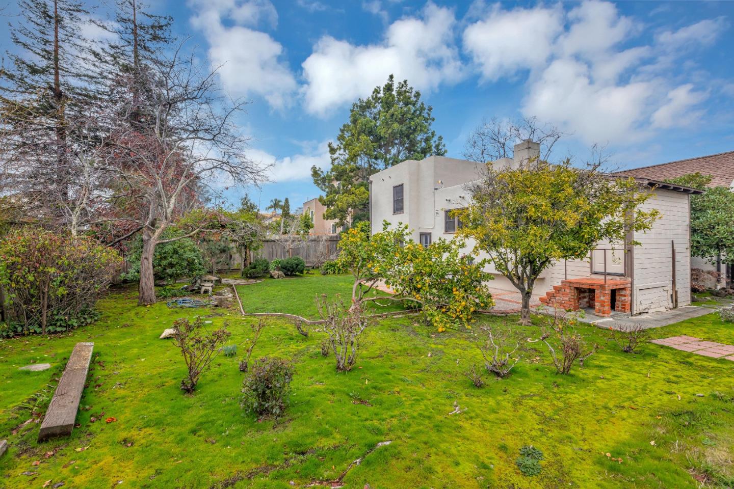 247 Delmar WAY