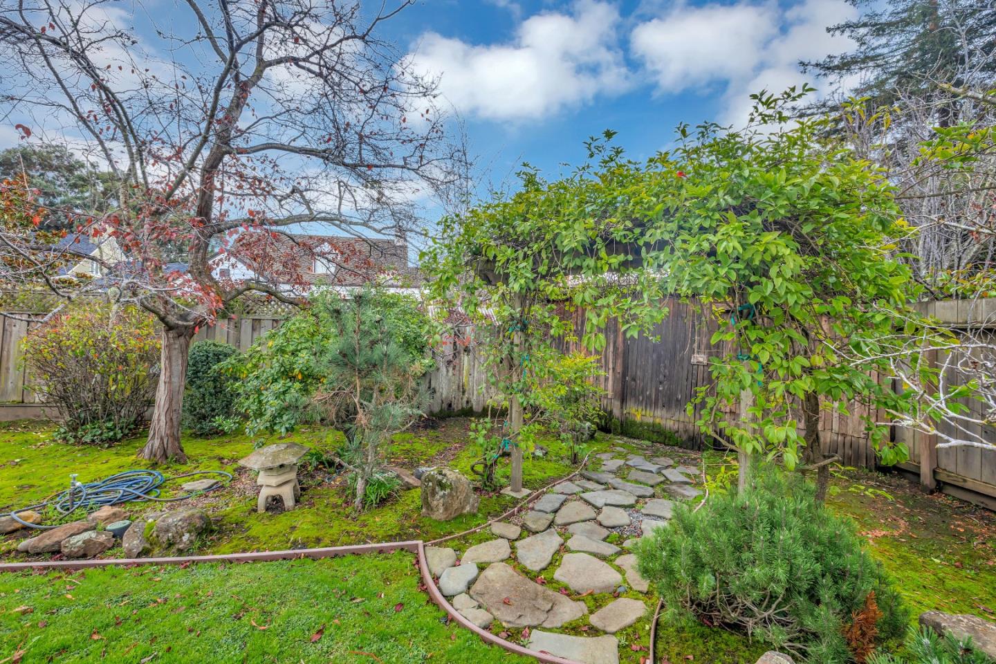 247 Delmar WAY