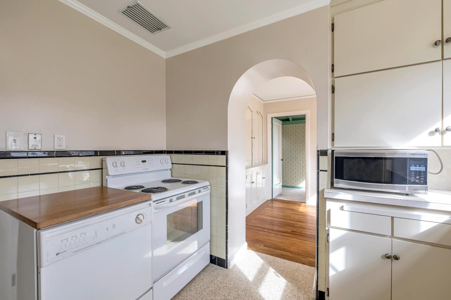 247 Delmar WAY