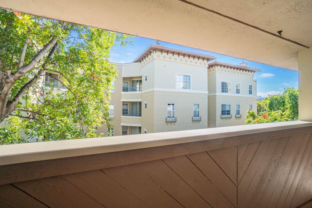 58 N El Camino Real 315