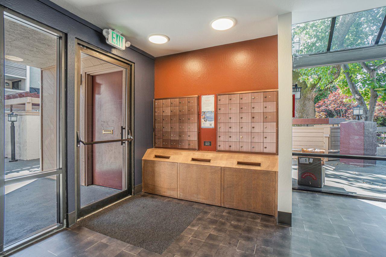 58 N El Camino Real 315