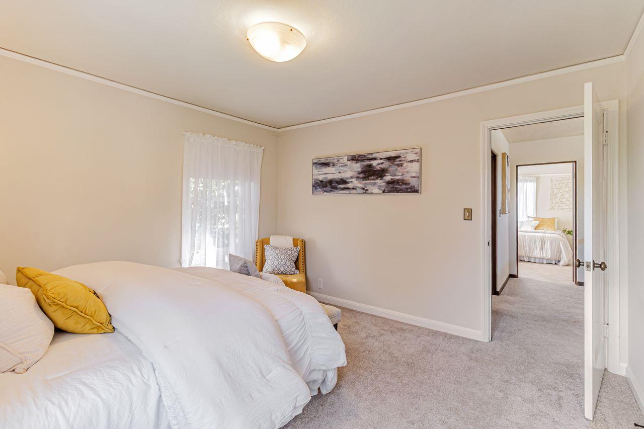 247 Delmar Way