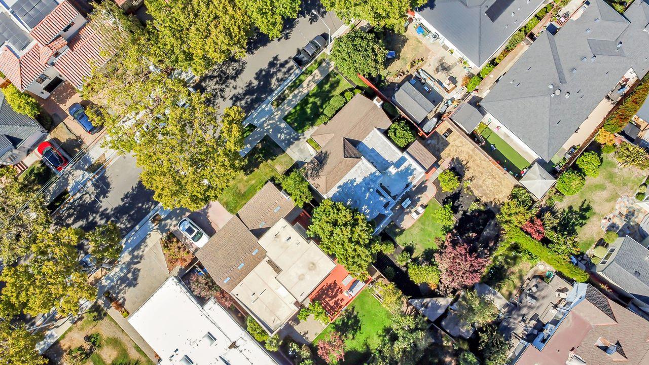 247 Delmar Way