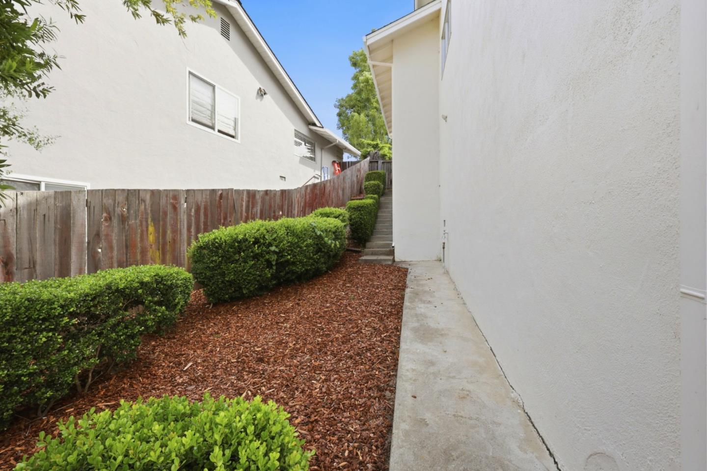 3028 Greenoak CT