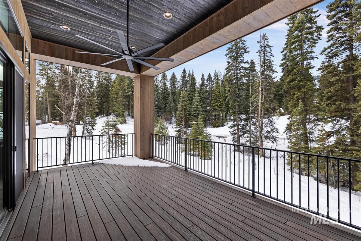 60 Ponderosa Ridge Court