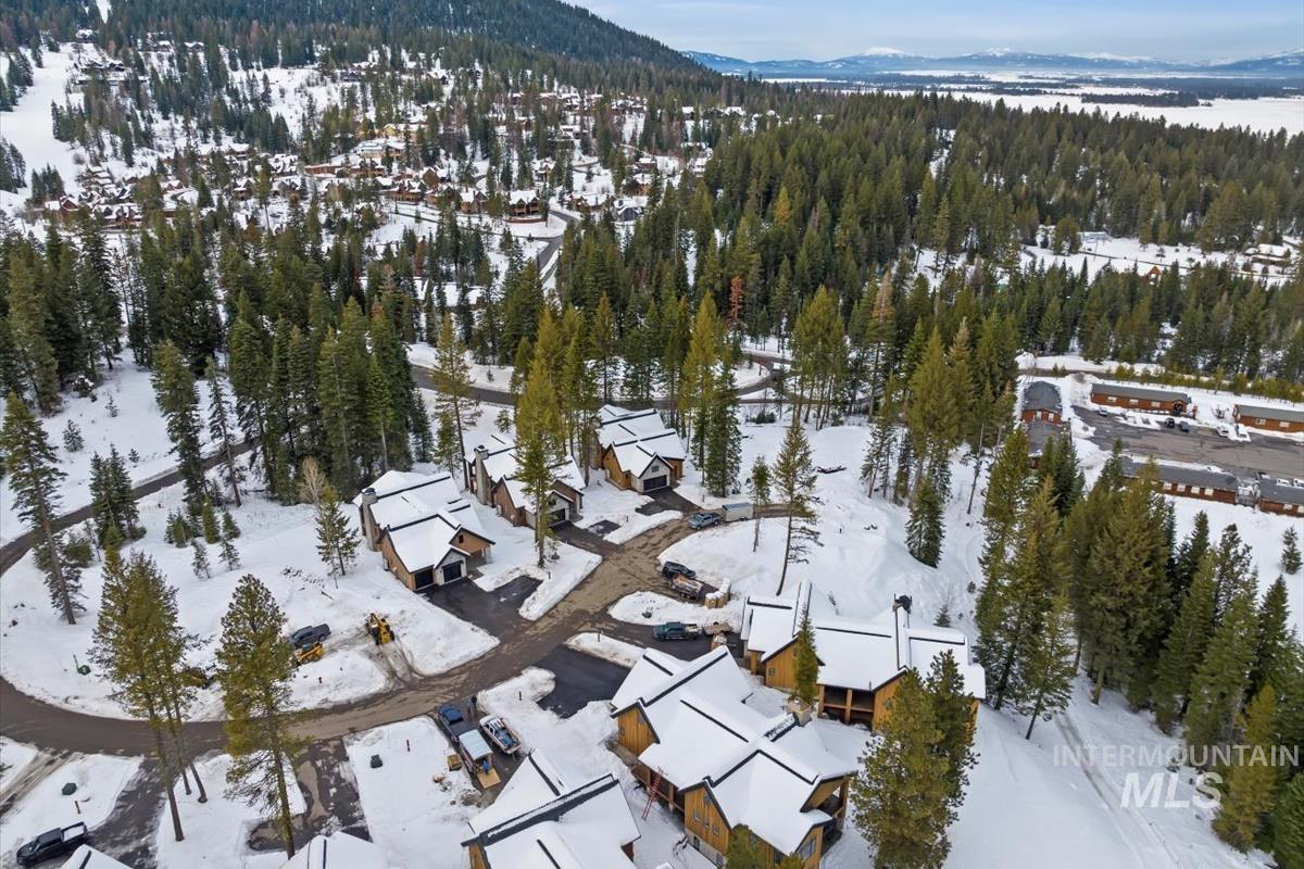 60 Ponderosa Ridge Court