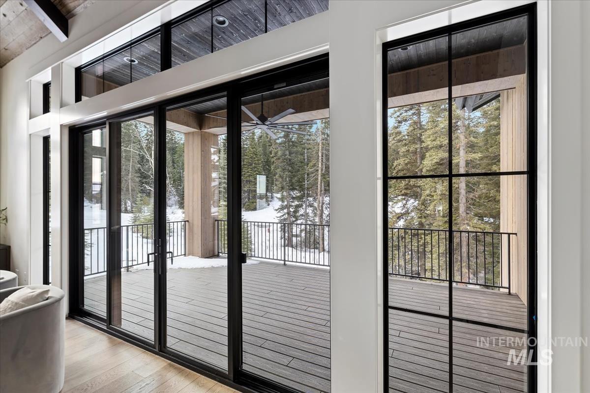 60 Ponderosa Ridge Court