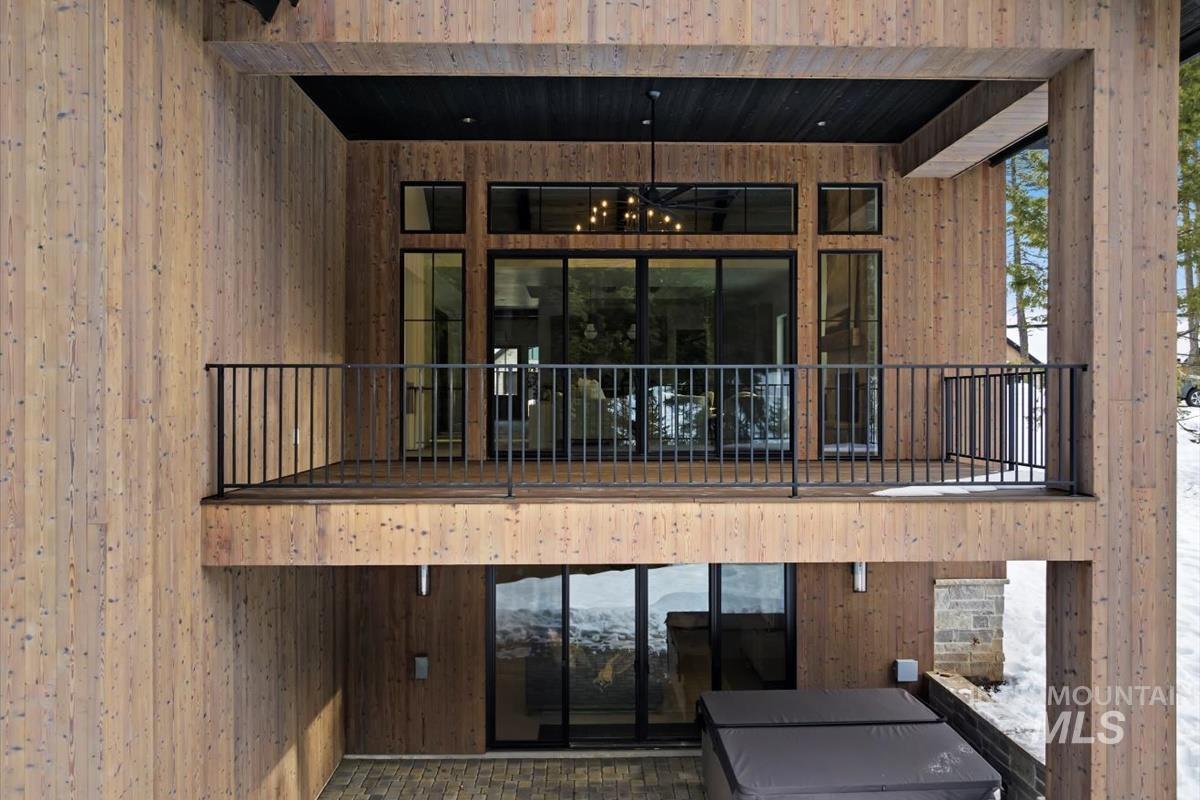 60 Ponderosa Ridge Court