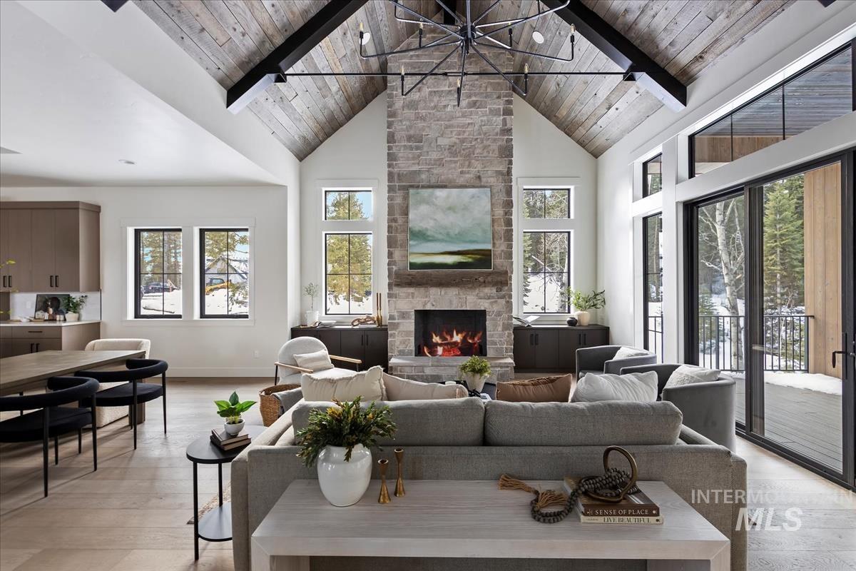 60 Ponderosa Ridge Court