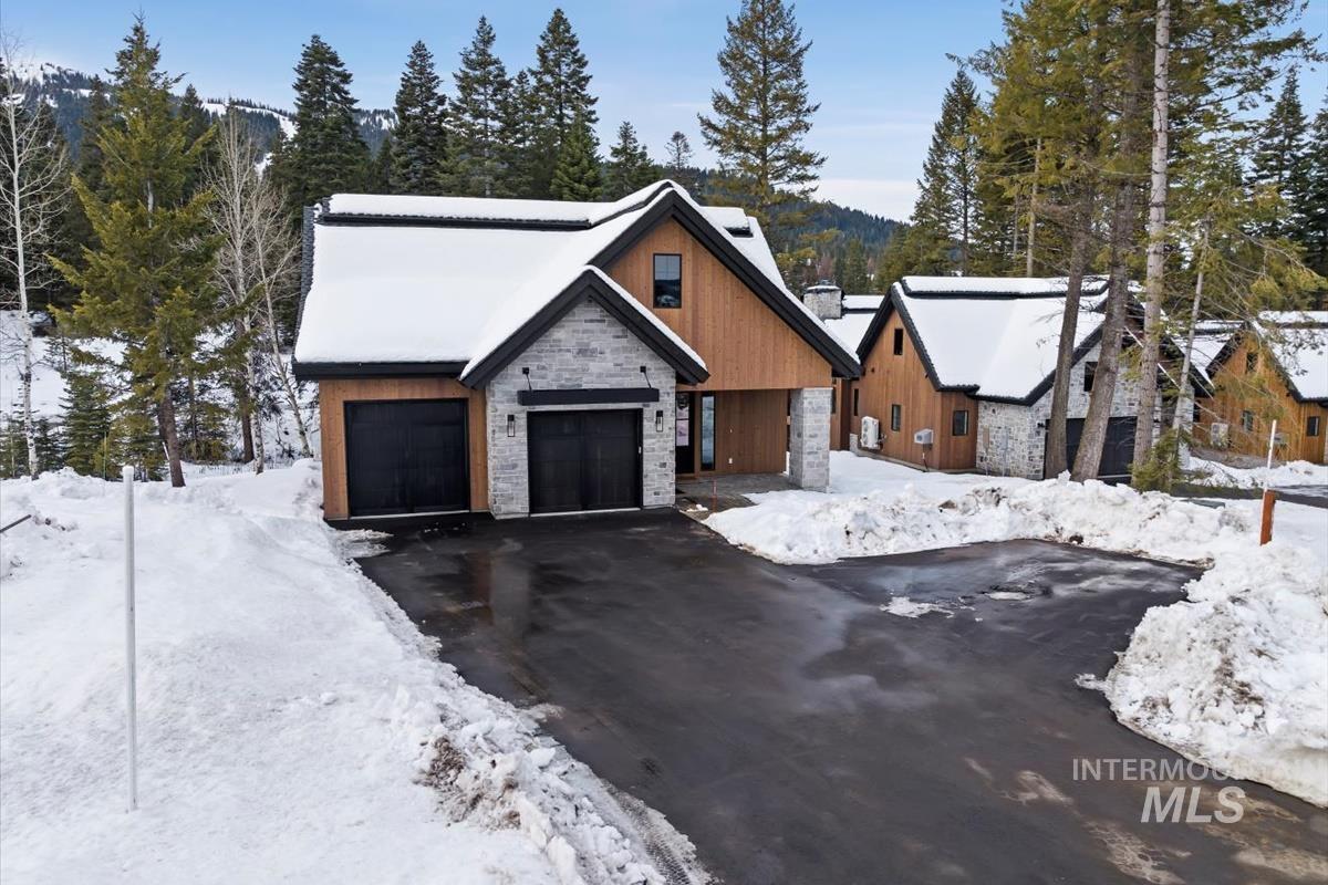 60 Ponderosa Ridge Court