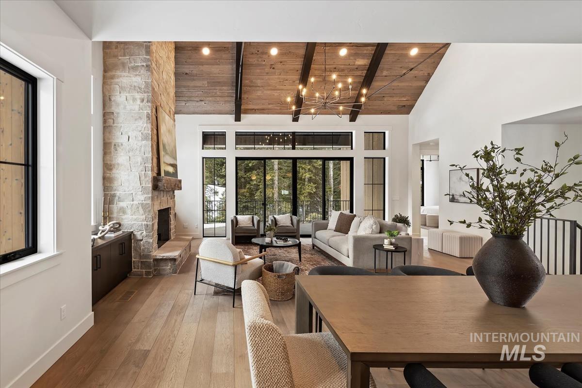 60 Ponderosa Ridge Court