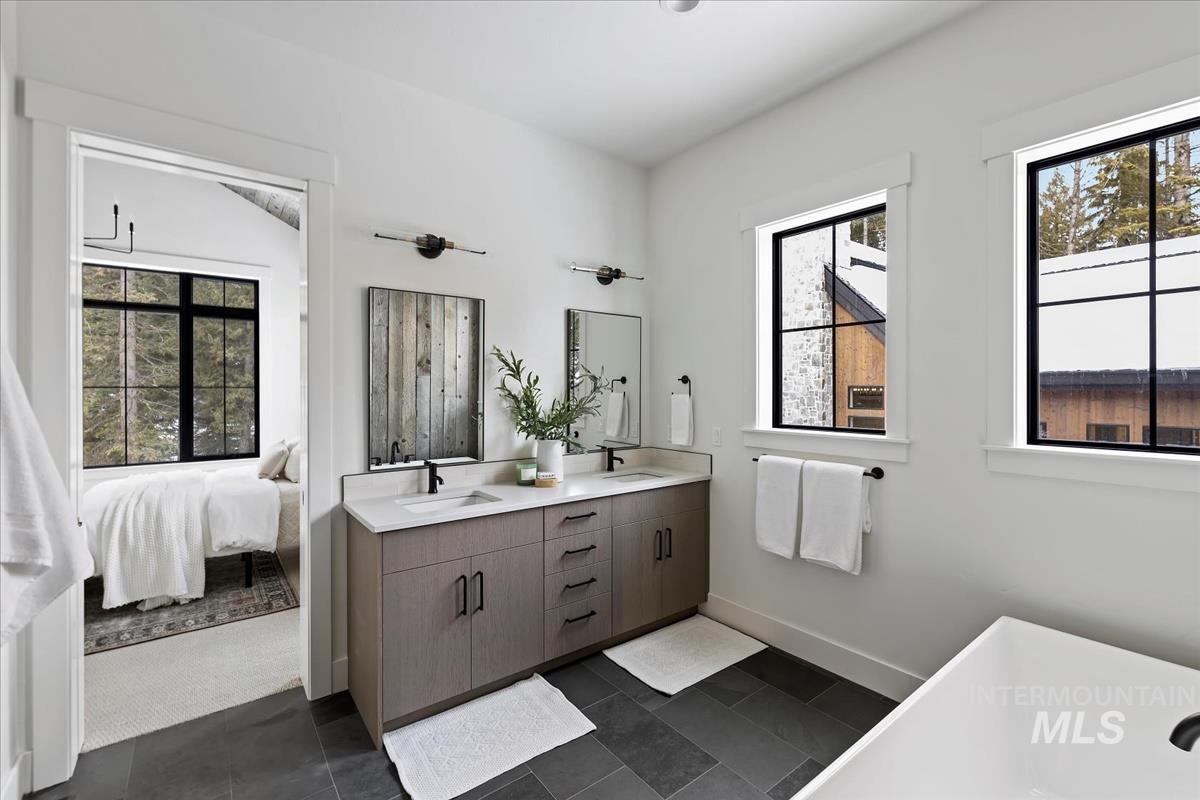 60 Ponderosa Ridge Court