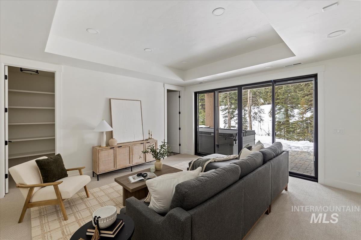 60 Ponderosa Ridge Court