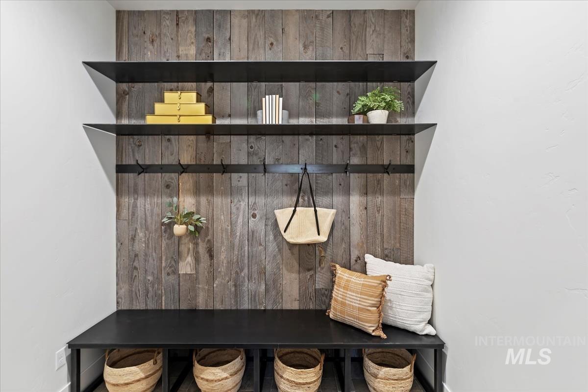 60 Ponderosa Ridge Court