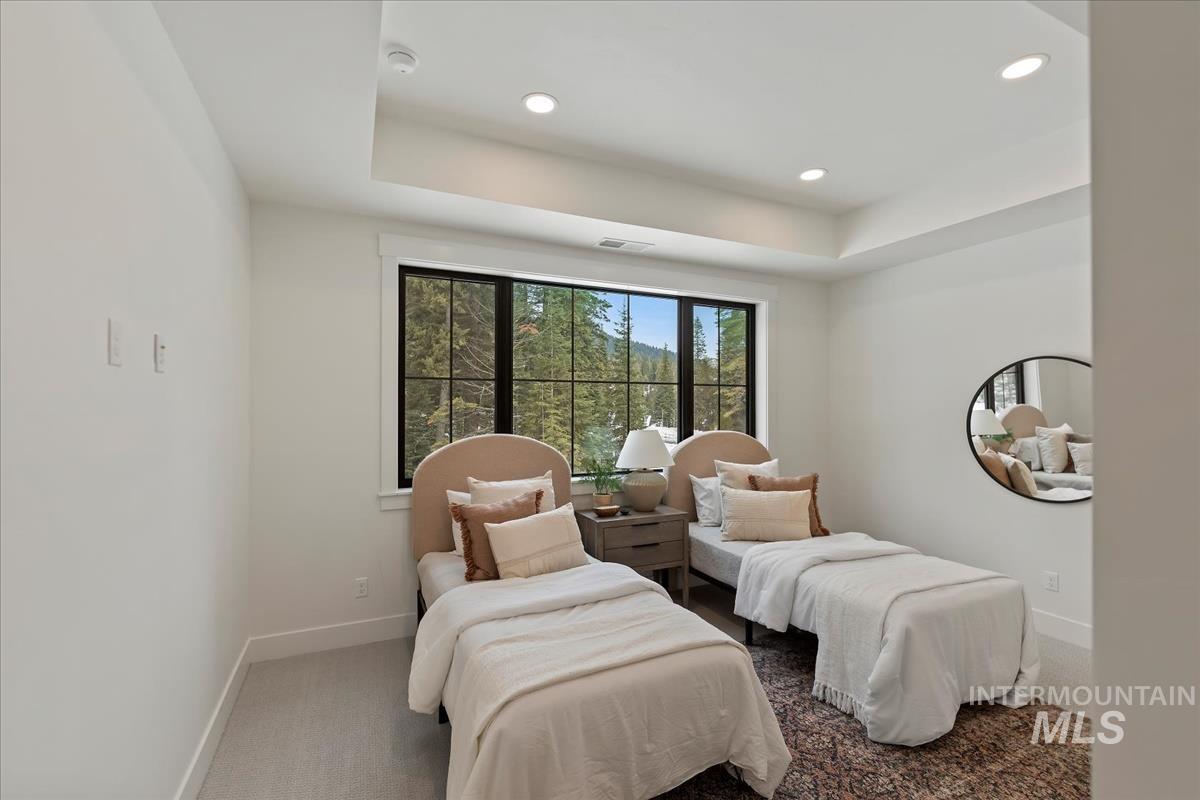 60 Ponderosa Ridge Court