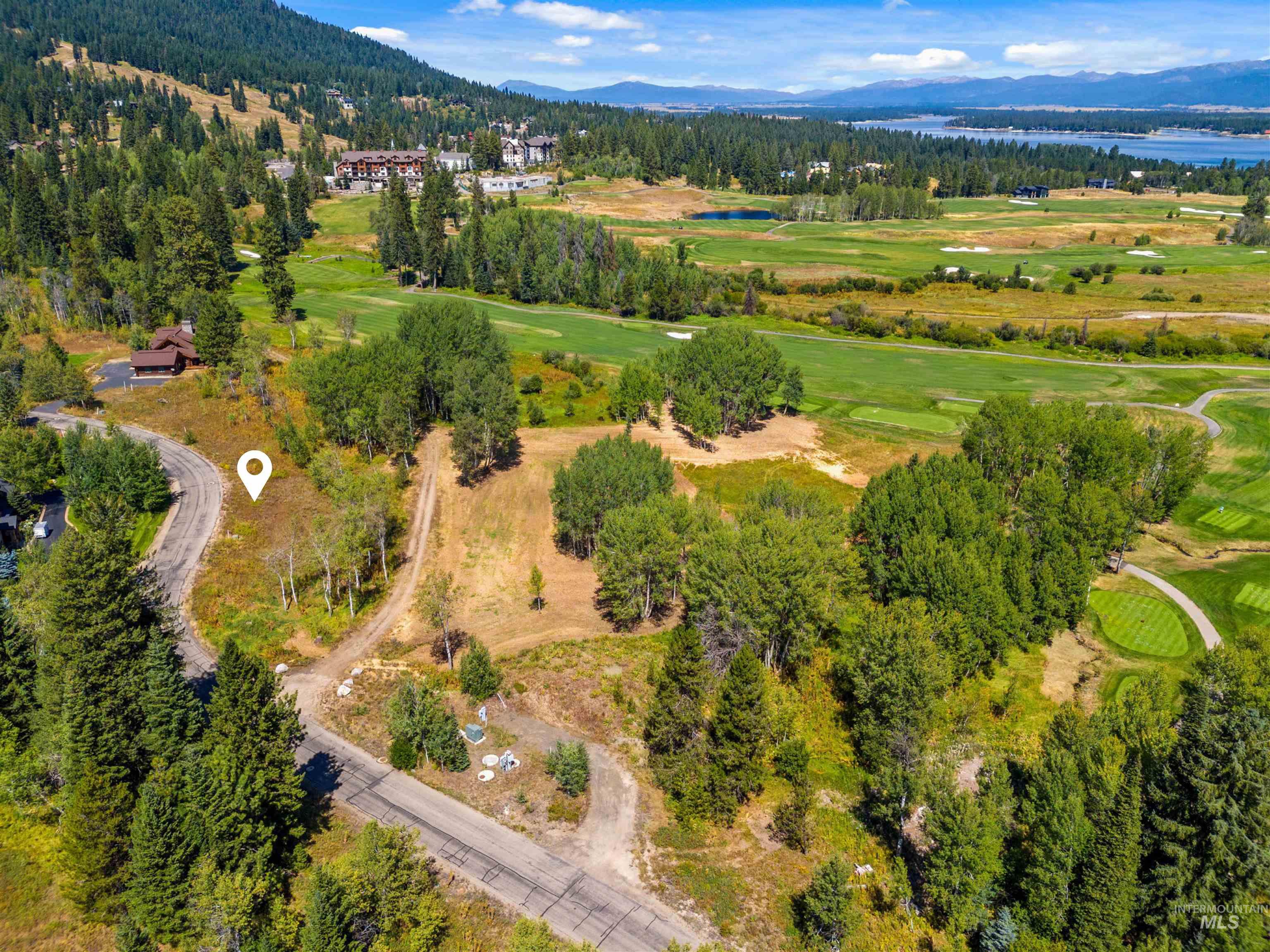 548 Discovery Dr