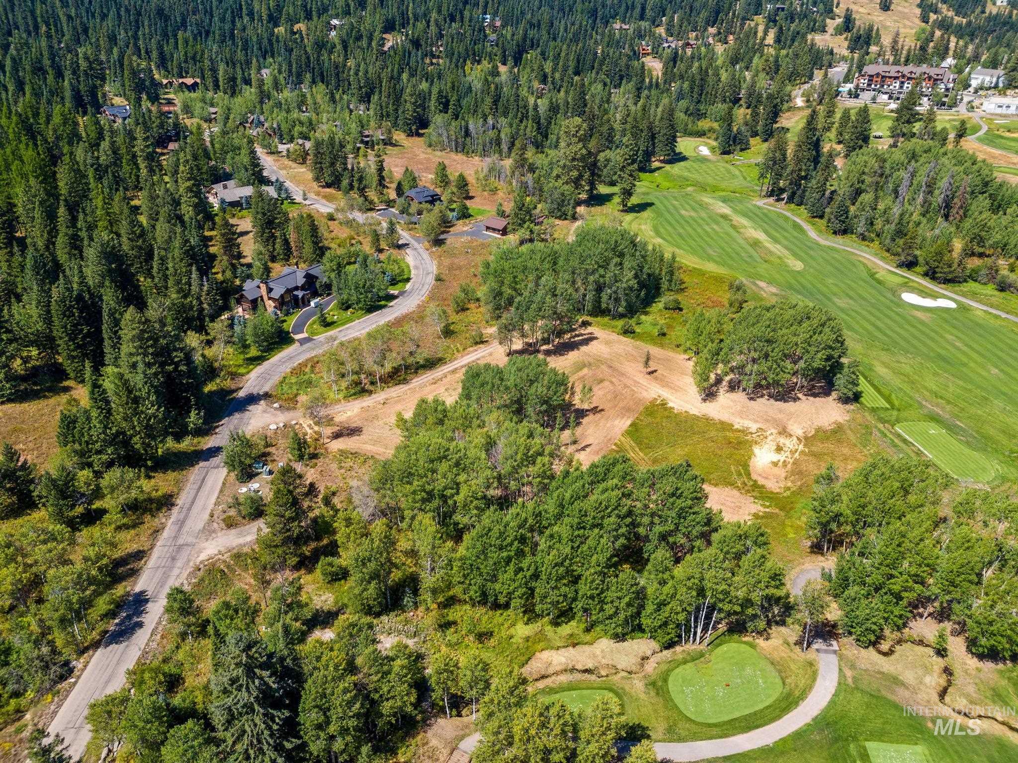 548 Discovery Dr
