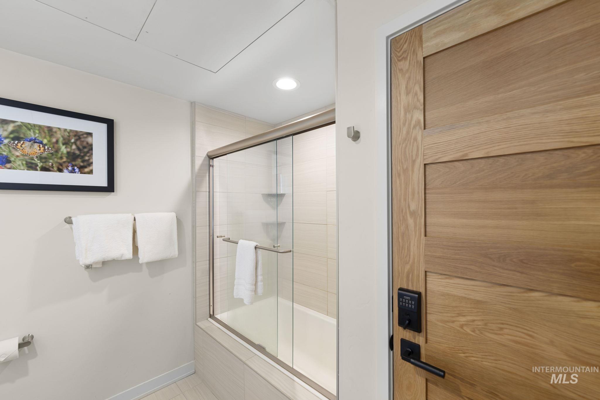 780 Village Dr. Unit: 210