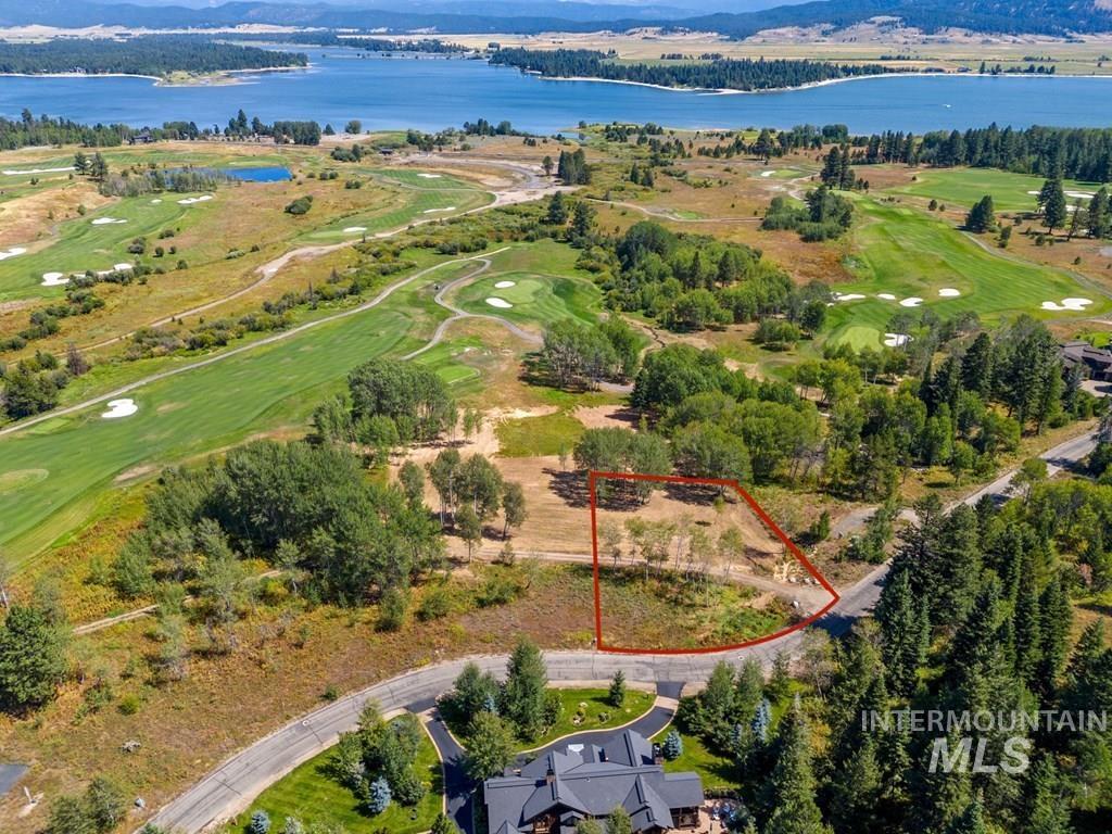 590 Discovery Dr