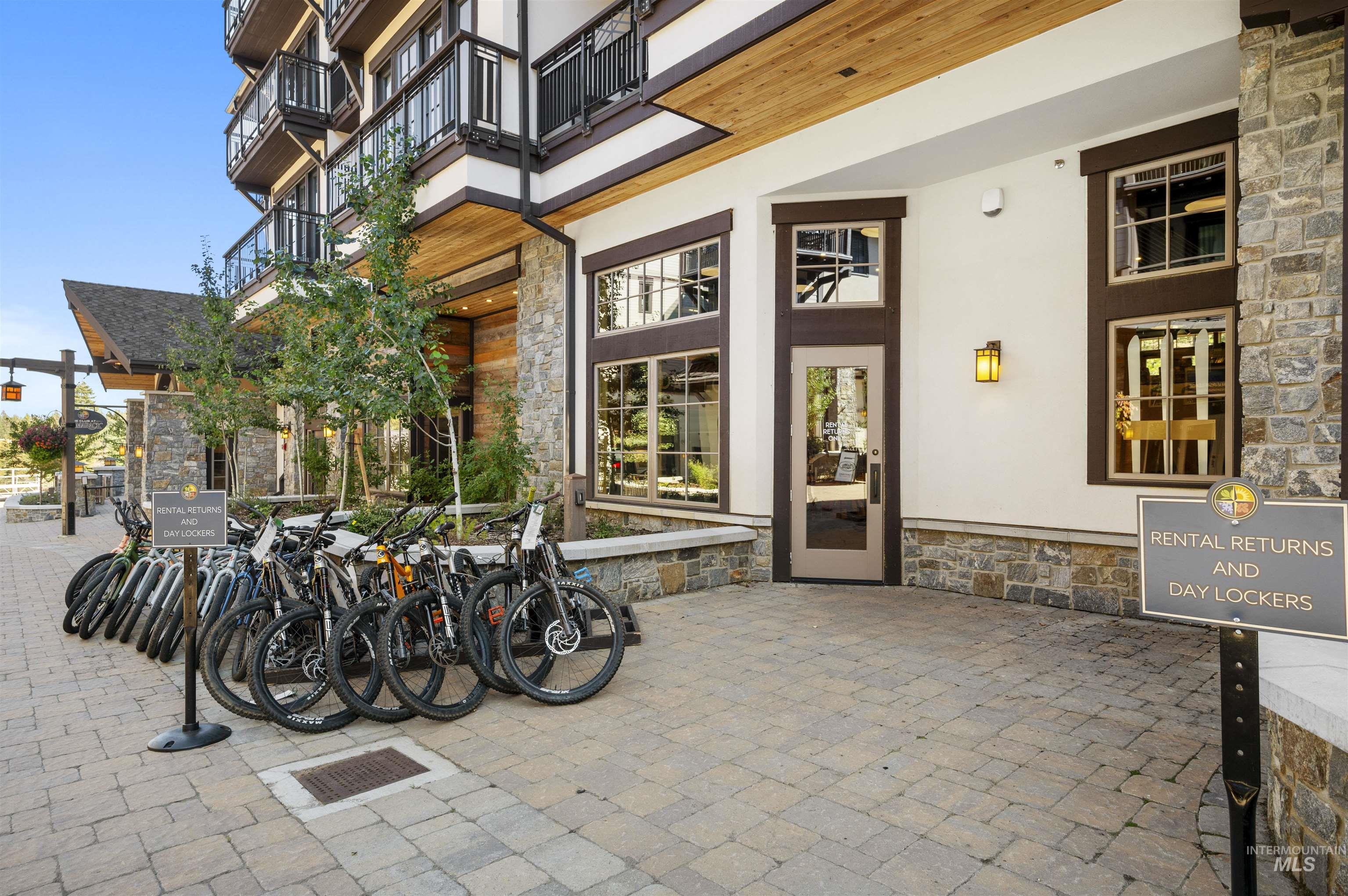 495 Discovery Drive