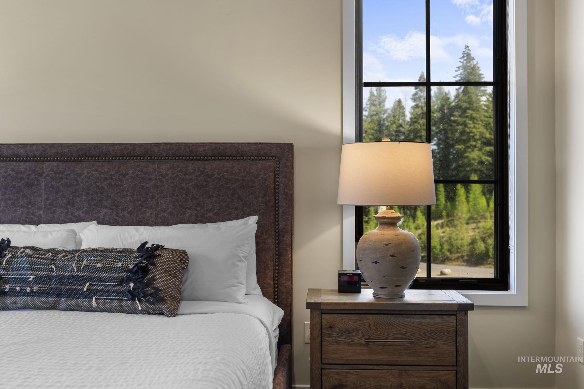 700 Village Dr. Unit: 403