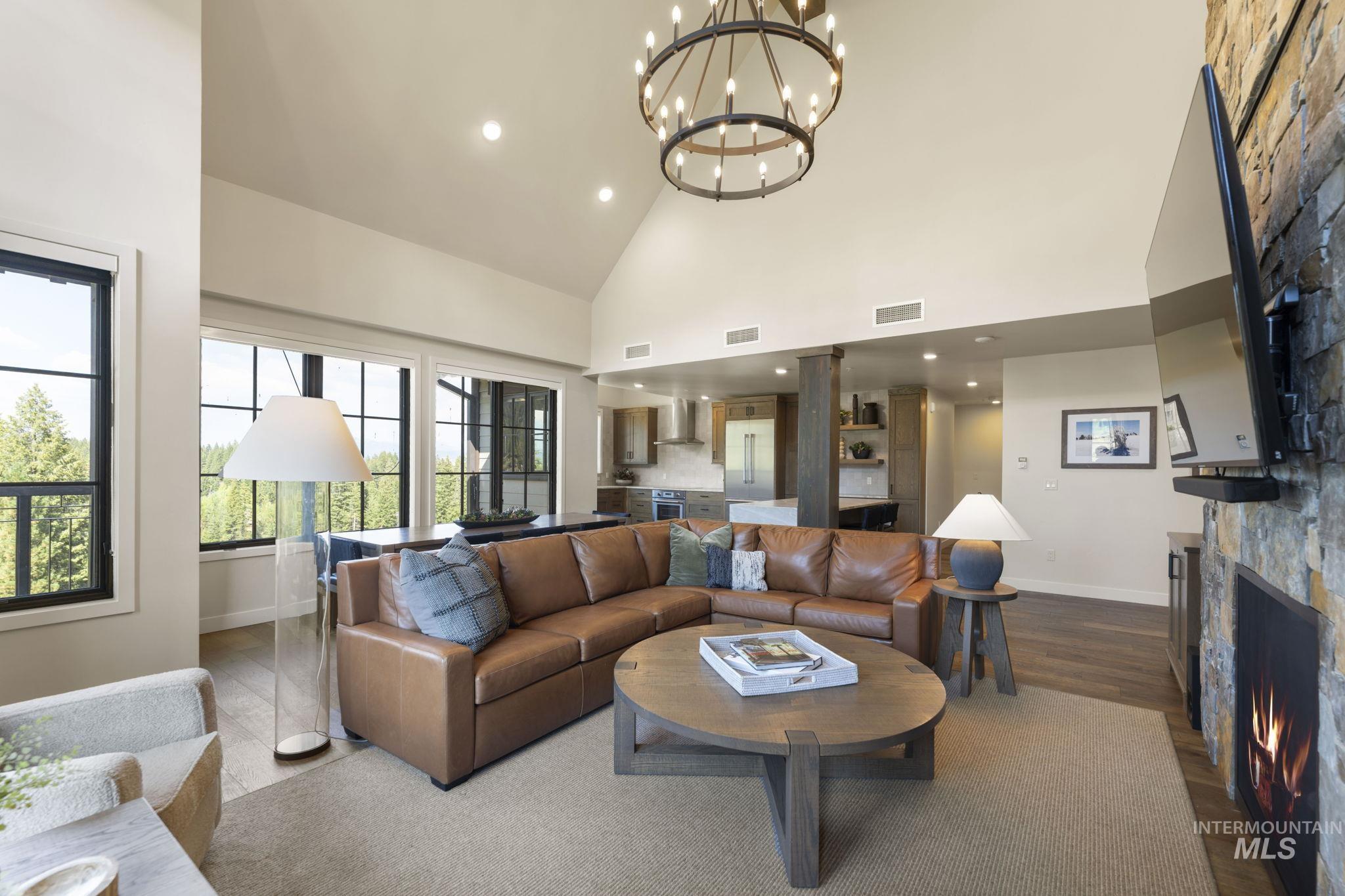 700 Village Dr. Unit: 403