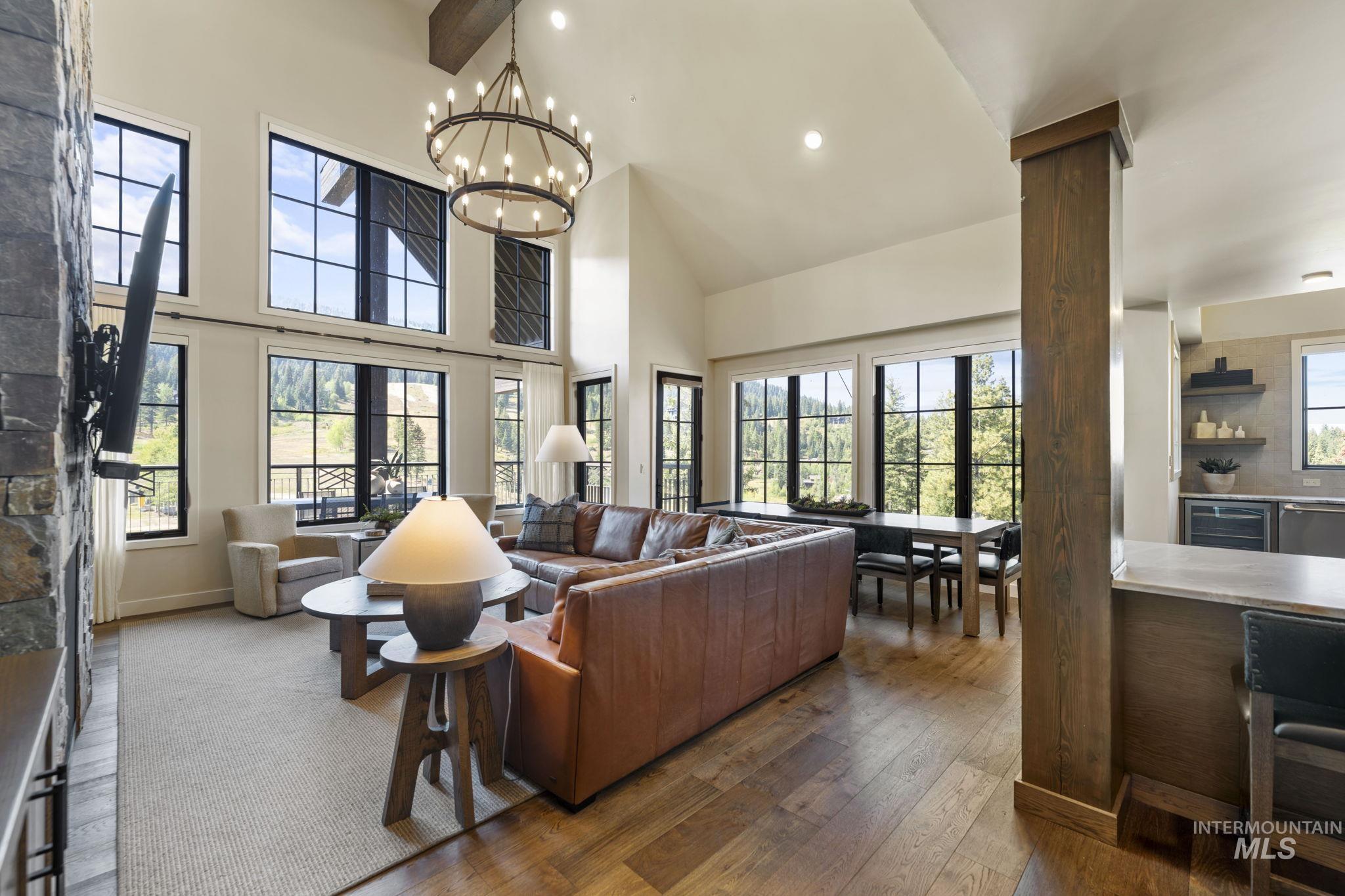 700 Village Dr. Unit: 403