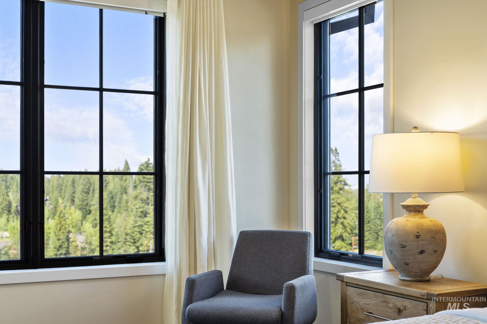 700 Village Dr. Unit: 403