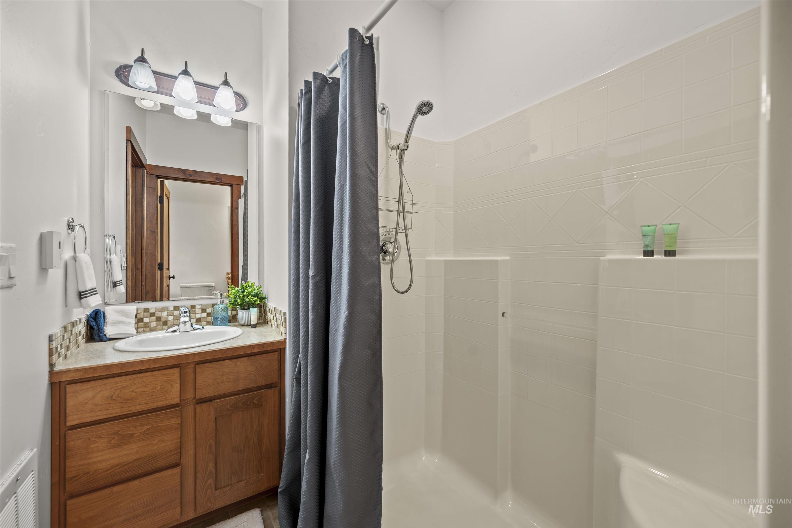 817 Reedy Lane Unit: #9-G