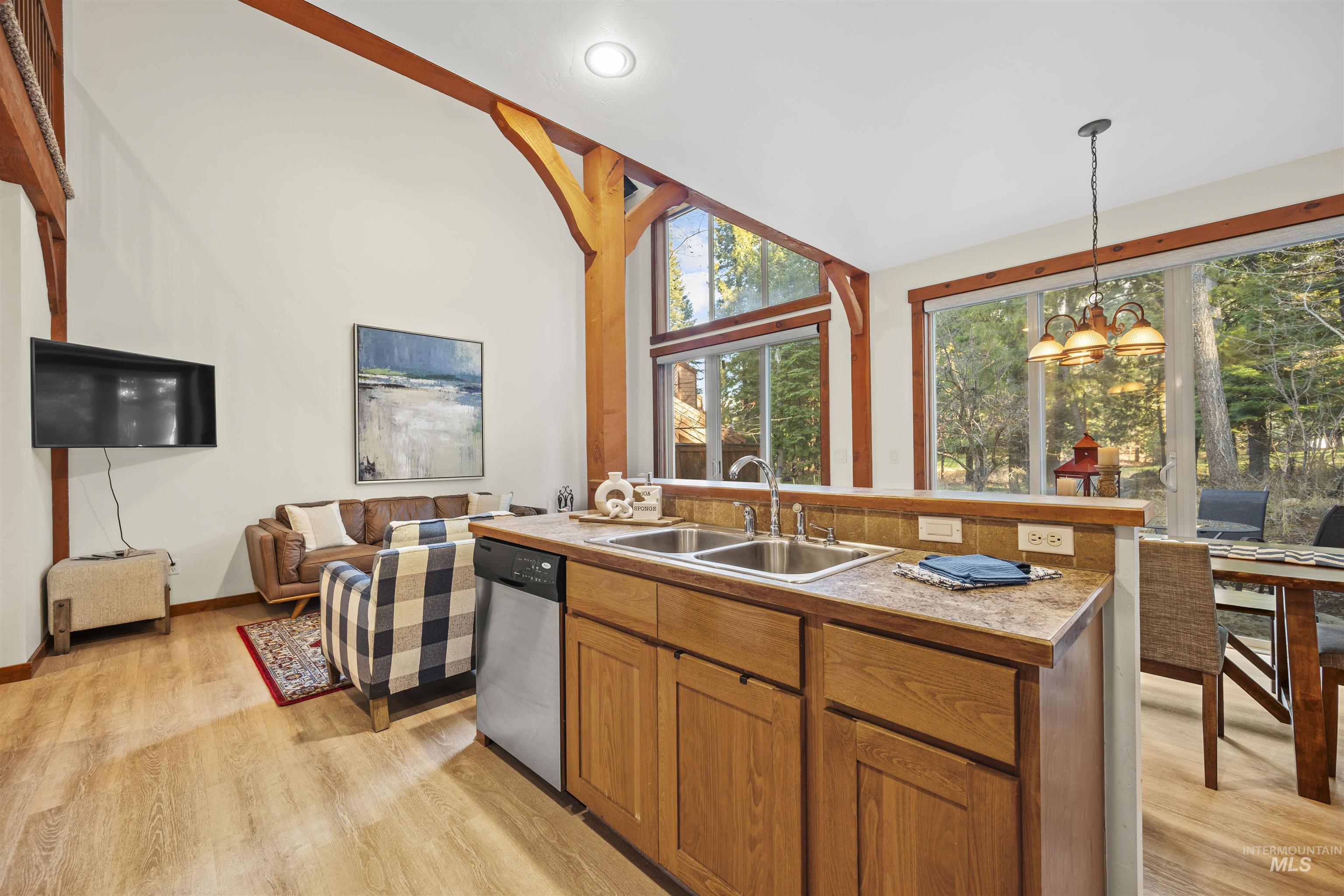 817 Reedy Lane Unit: #9-G