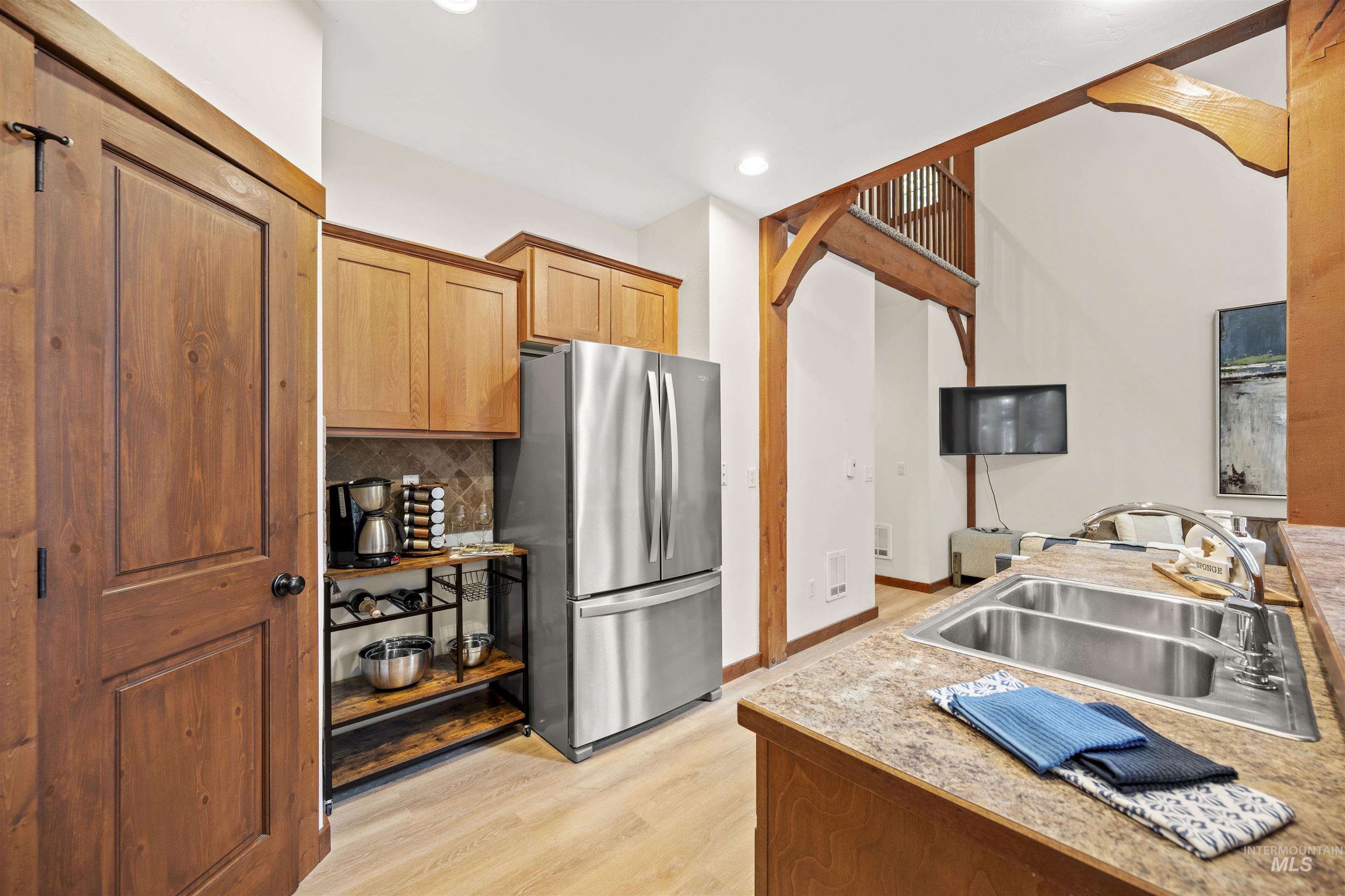 817 Reedy Lane Unit: #9-G