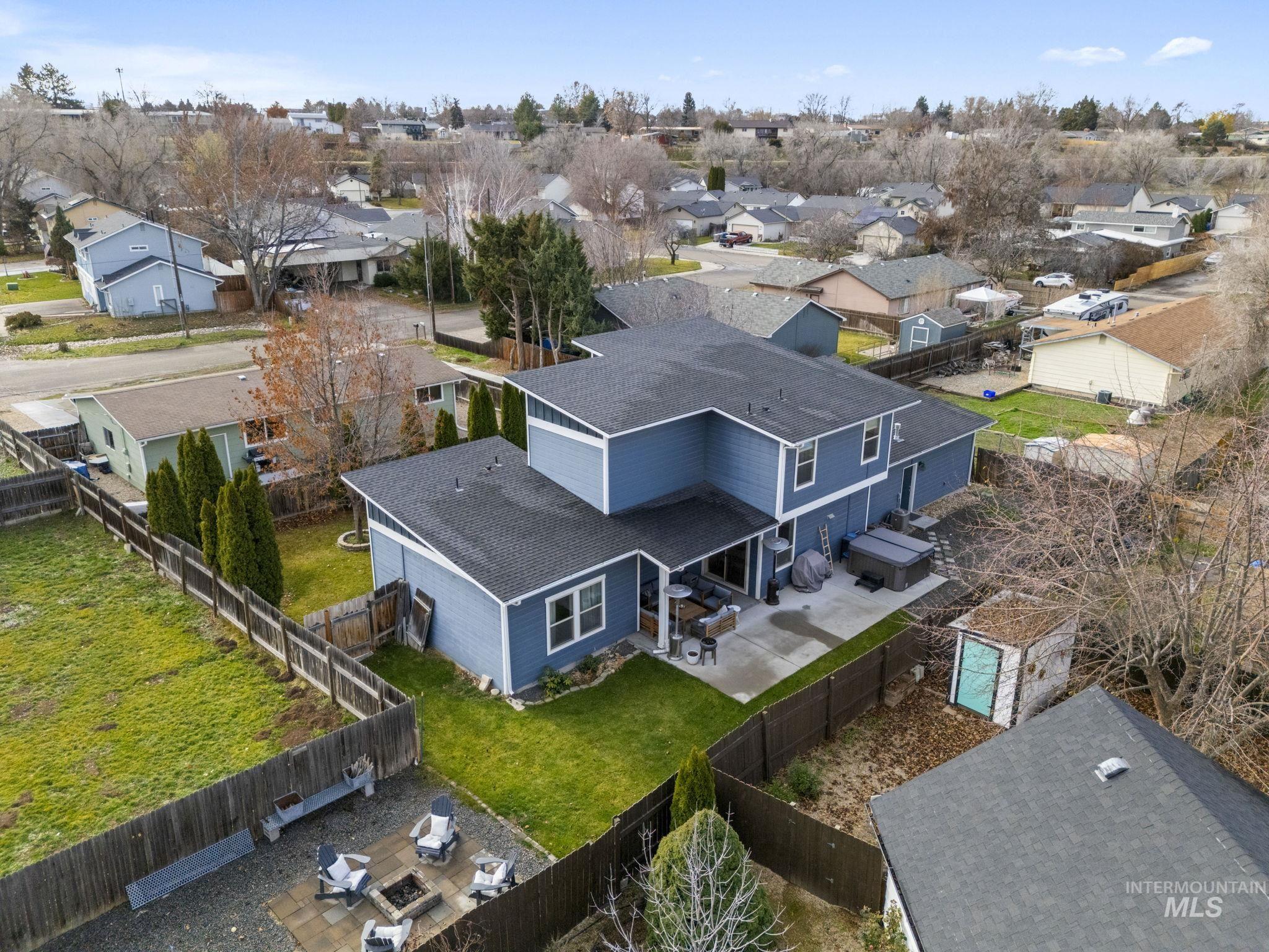 1634 W Wright Street