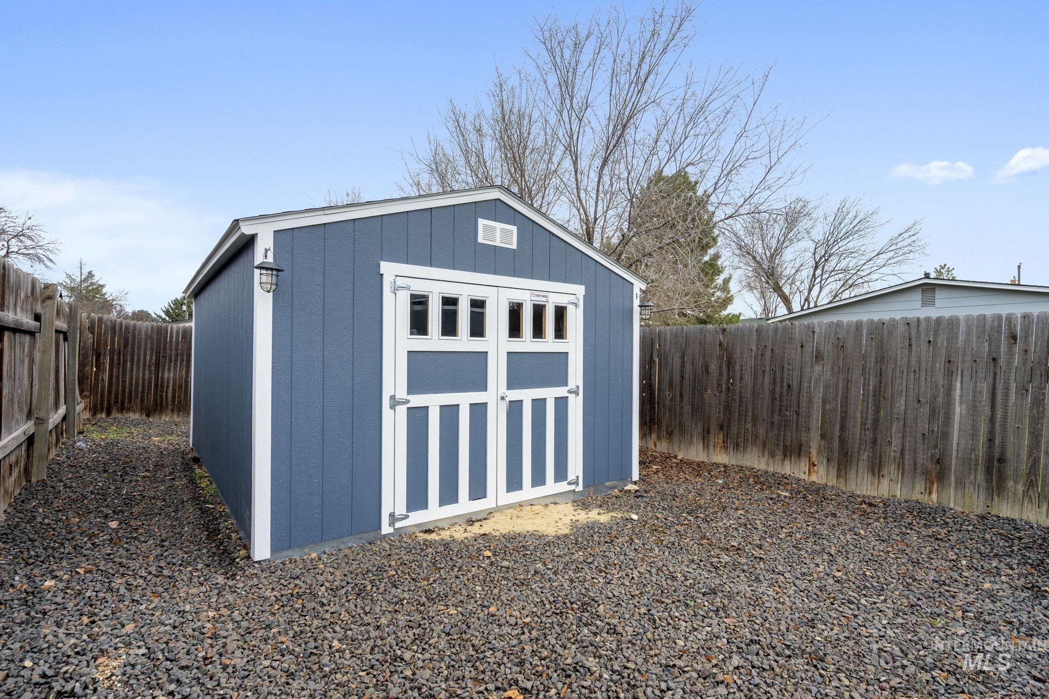 1634 W Wright Street