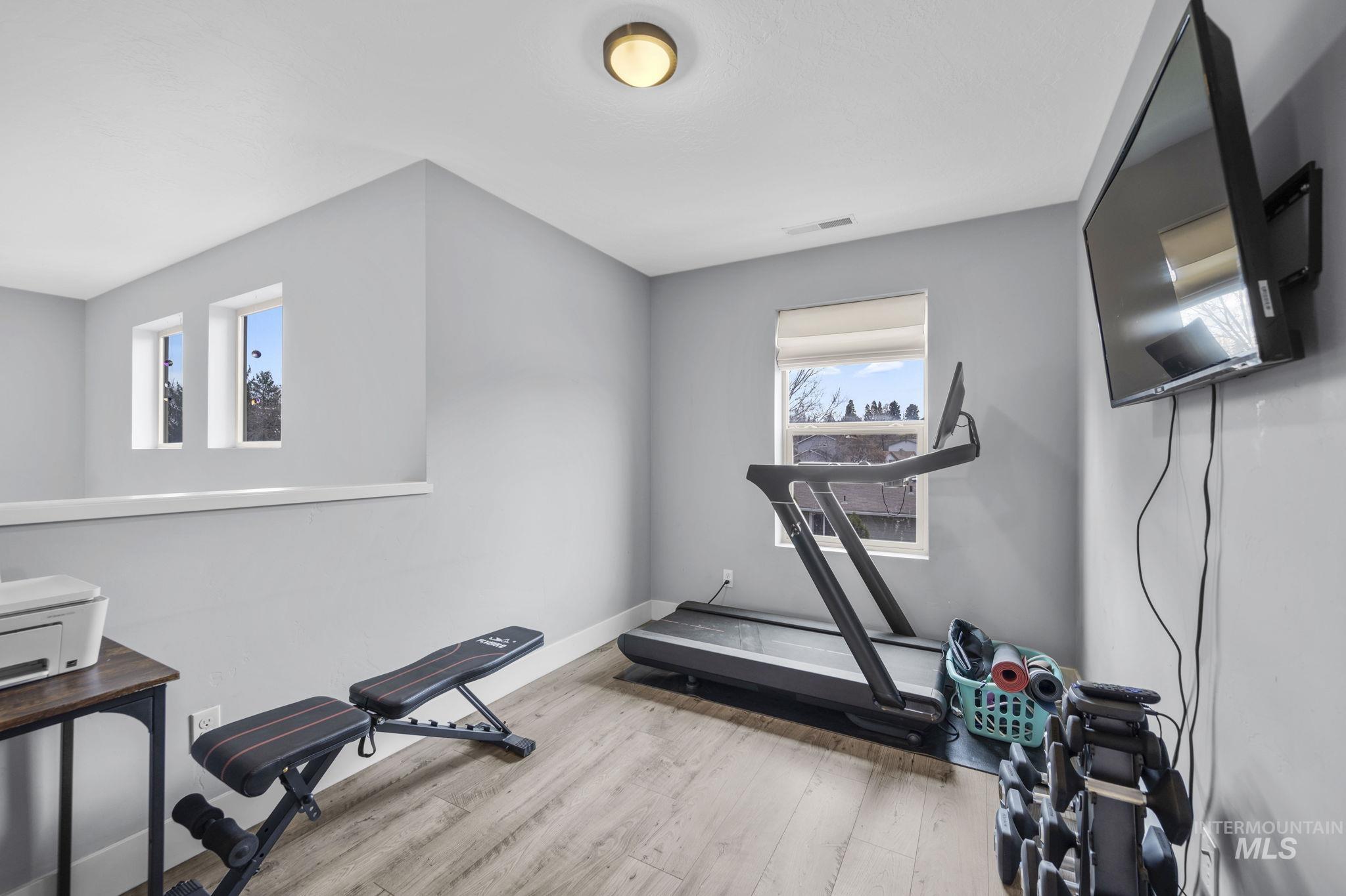 1634 W Wright Street