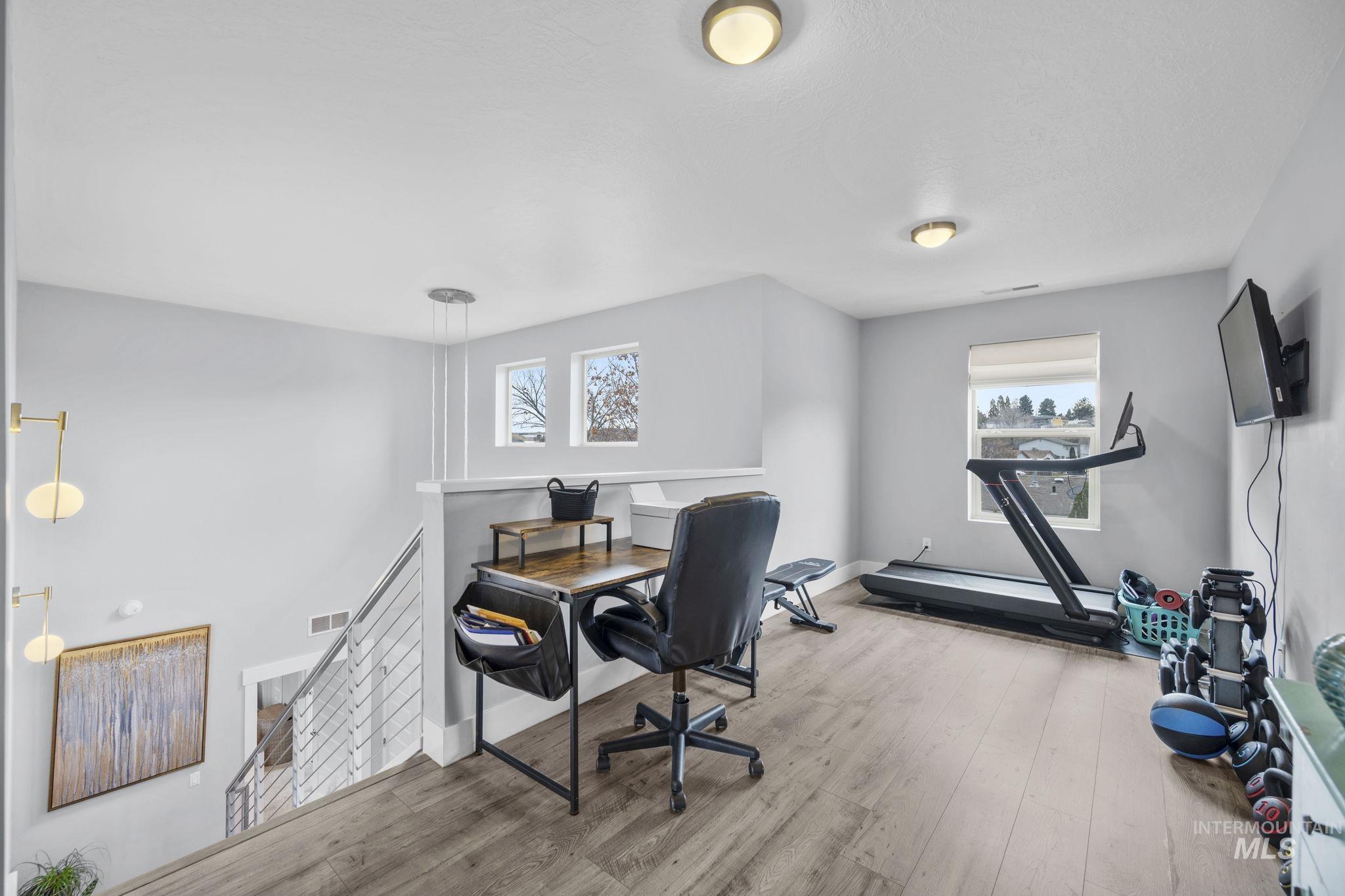 1634 W Wright Street