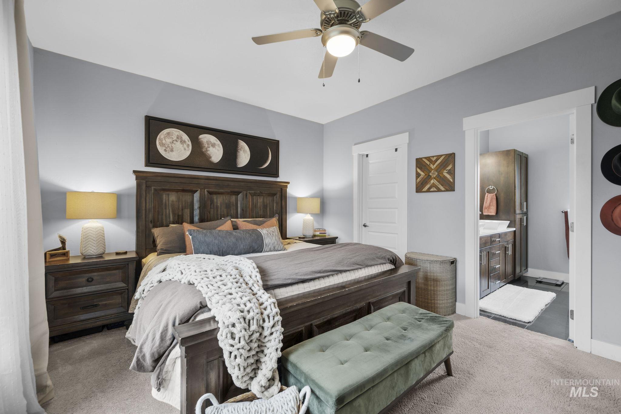 1634 W Wright Street