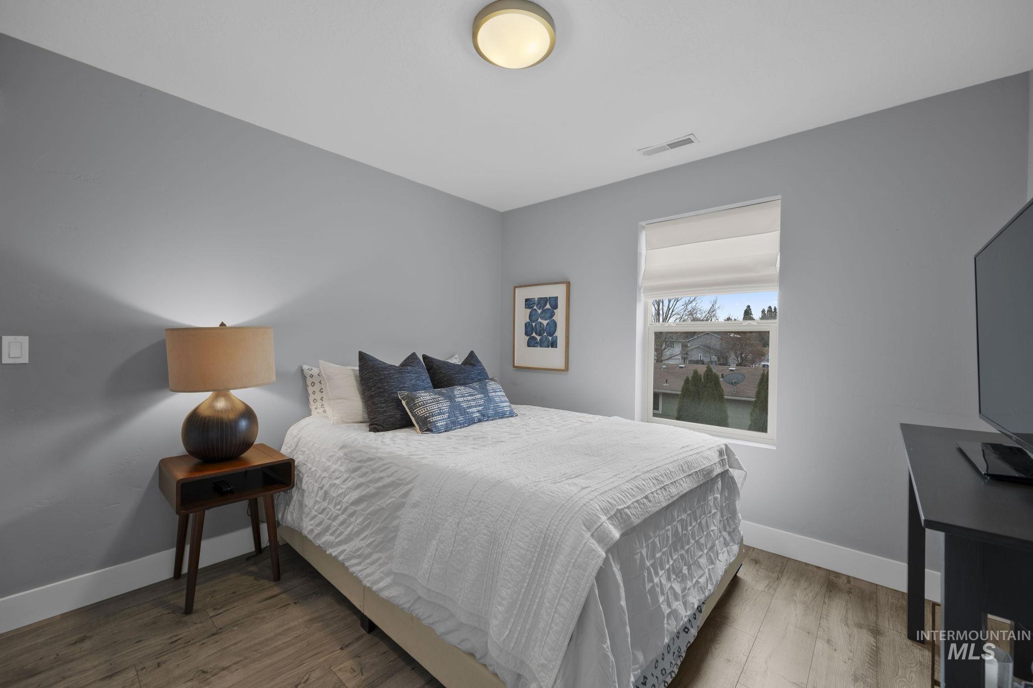 1634 W Wright Street