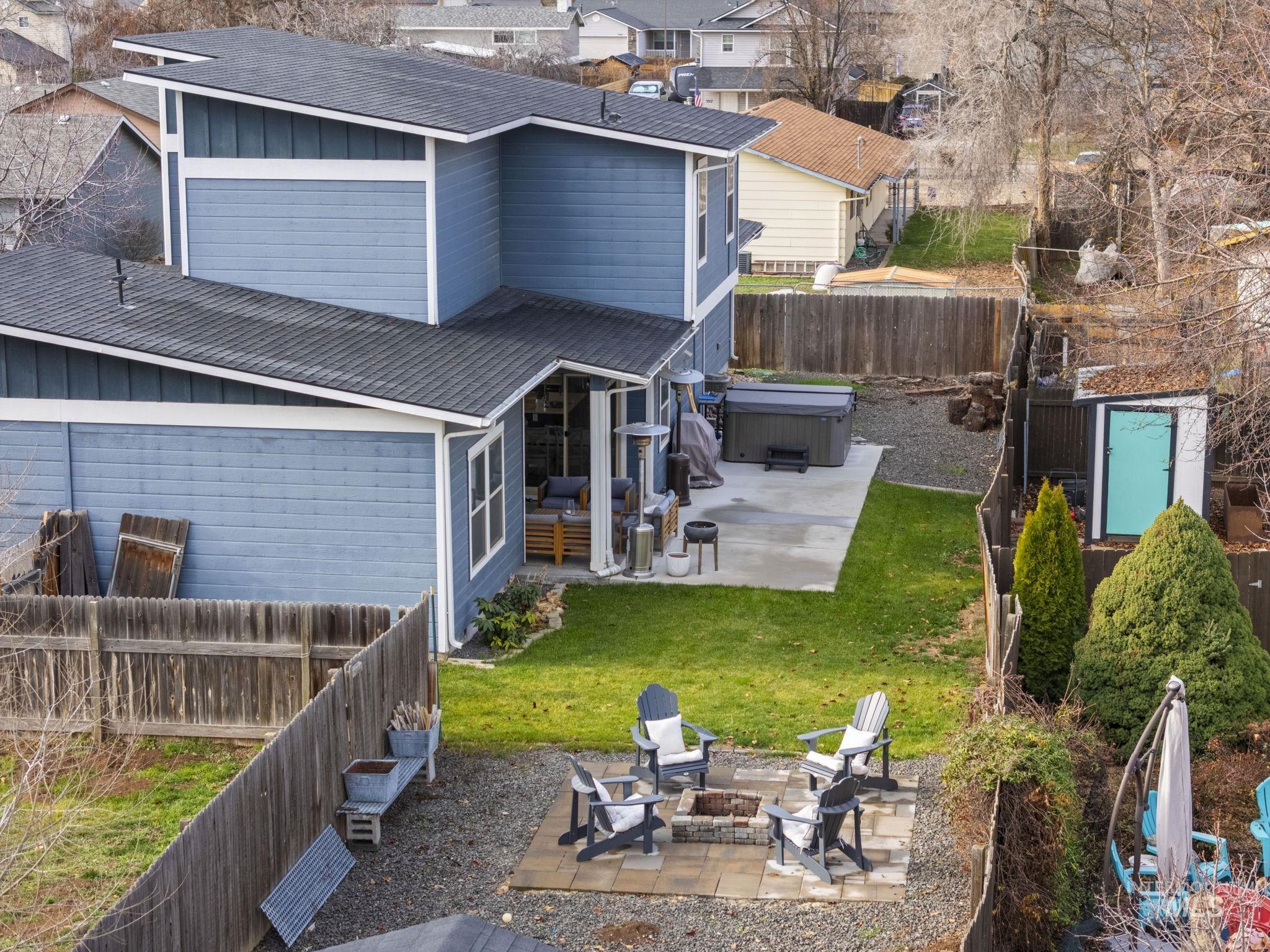 1634 W Wright Street