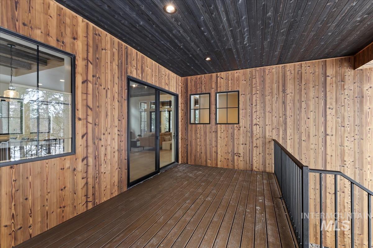 68 Ponderosa Ridge Court