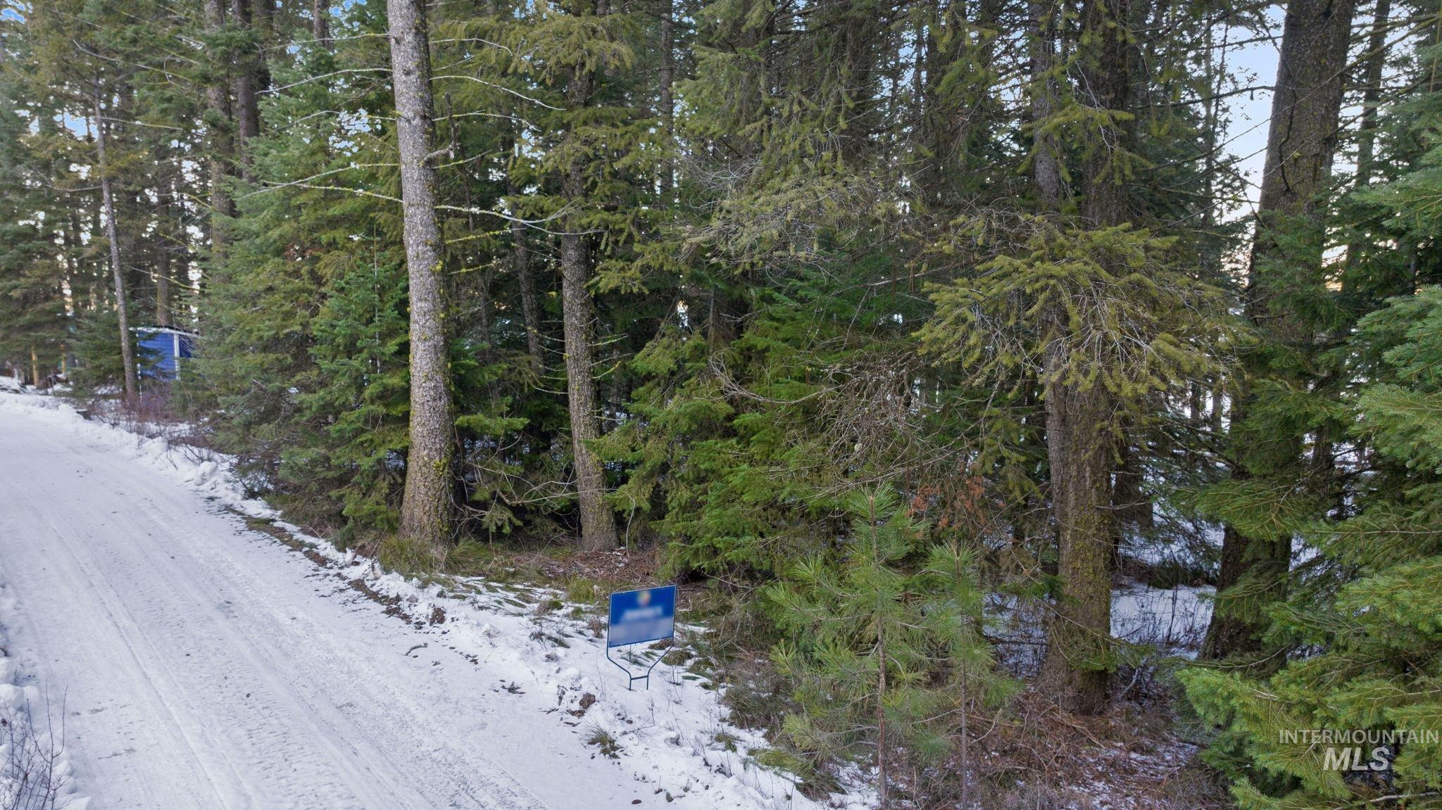 616-618 Teepee Drive