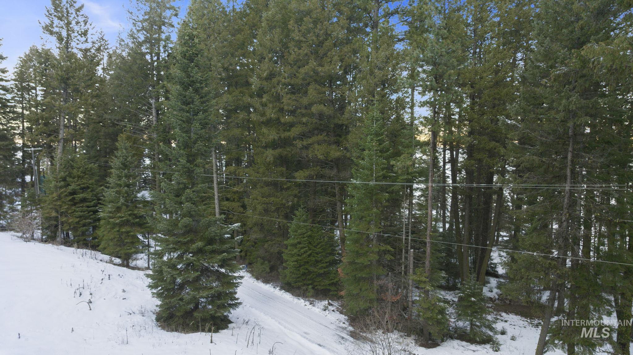 616-618 Teepee Drive